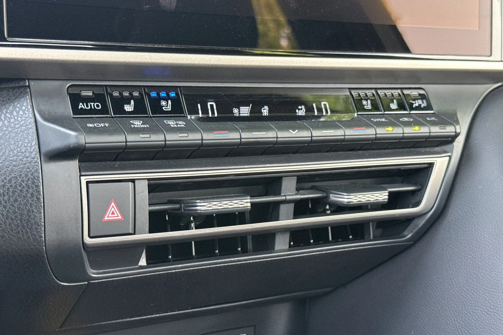 Used 2025  Toyota XSE image 18