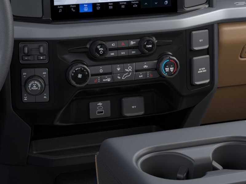 2026 Ford F-350 Super Duty XLT - Photo 38