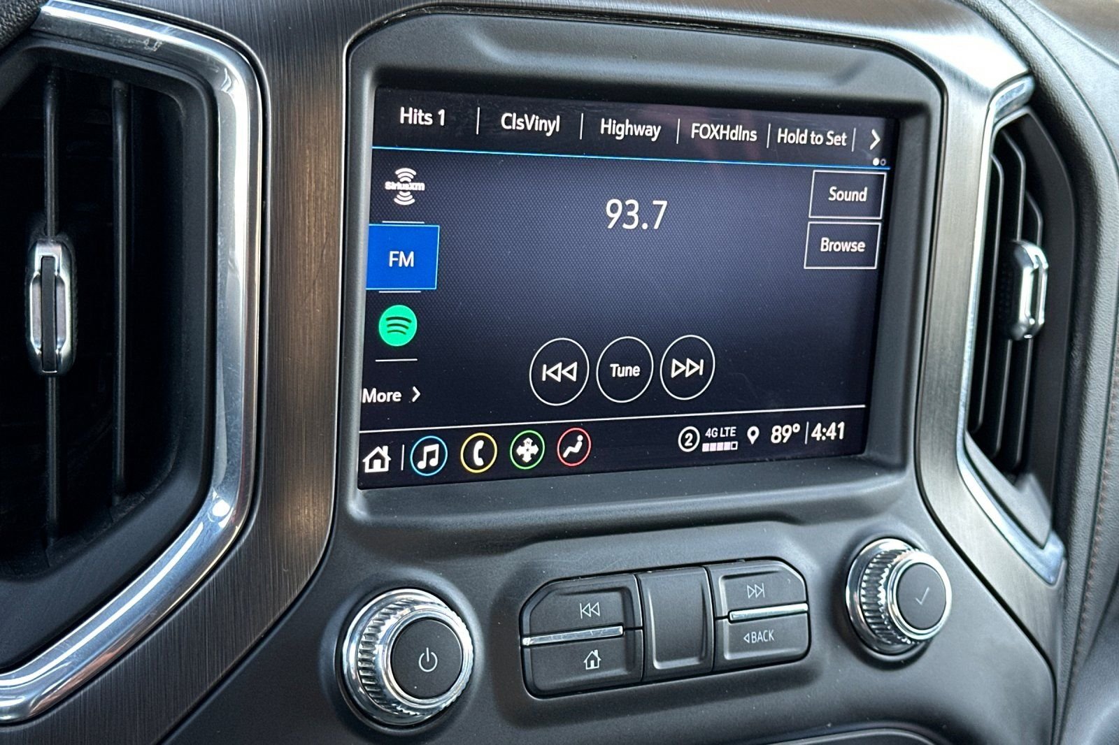 Used 2021 Red GMC AT4 image 19