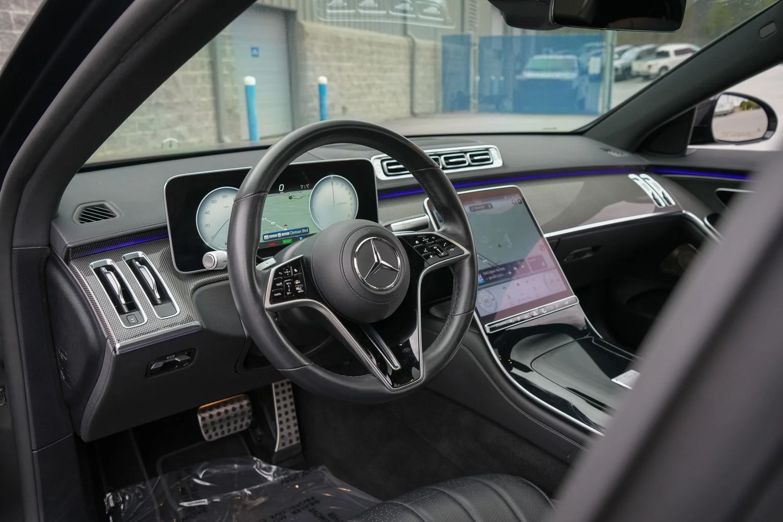 Used 2023 Black Mercedes-Benz S 580e image 23
