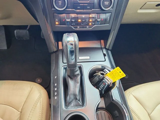 Used 2017 White Ford XLT image 25