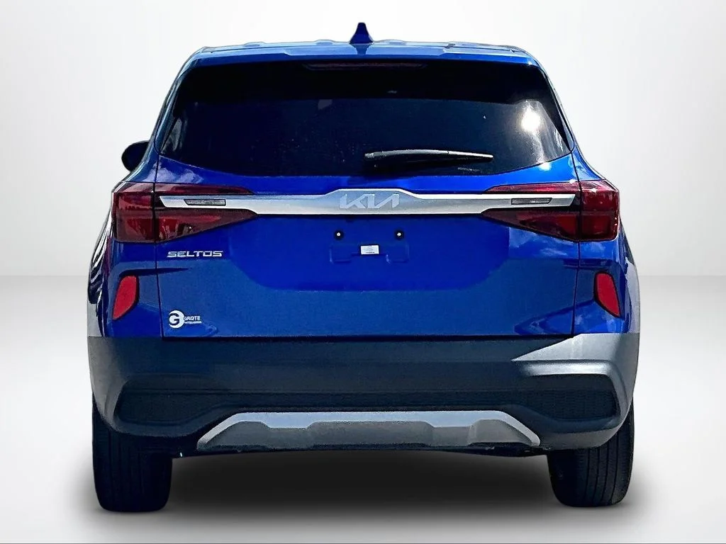 Used 2023 Blue Kia LX image 5