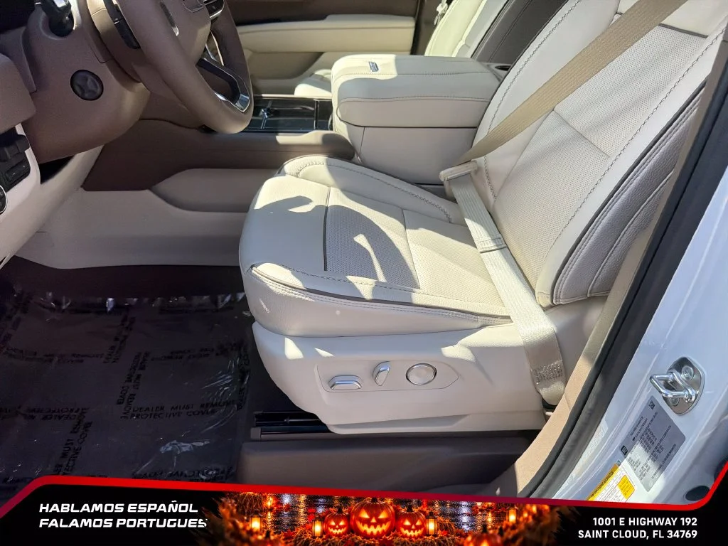 2026 GMC Yukon XL Denali - Photo 15