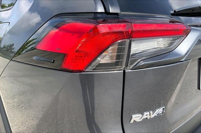 Certified Used 2025 MAGNETIC GRAY MET. Toyota  image 28