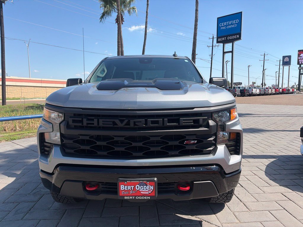 Used 2025 Sterling Gray Metallic Chevrolet Custom Trail Boss image 2
