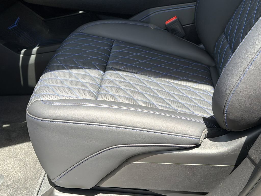 2026 Cadillac Escalade IQ Luxury - Photo 21