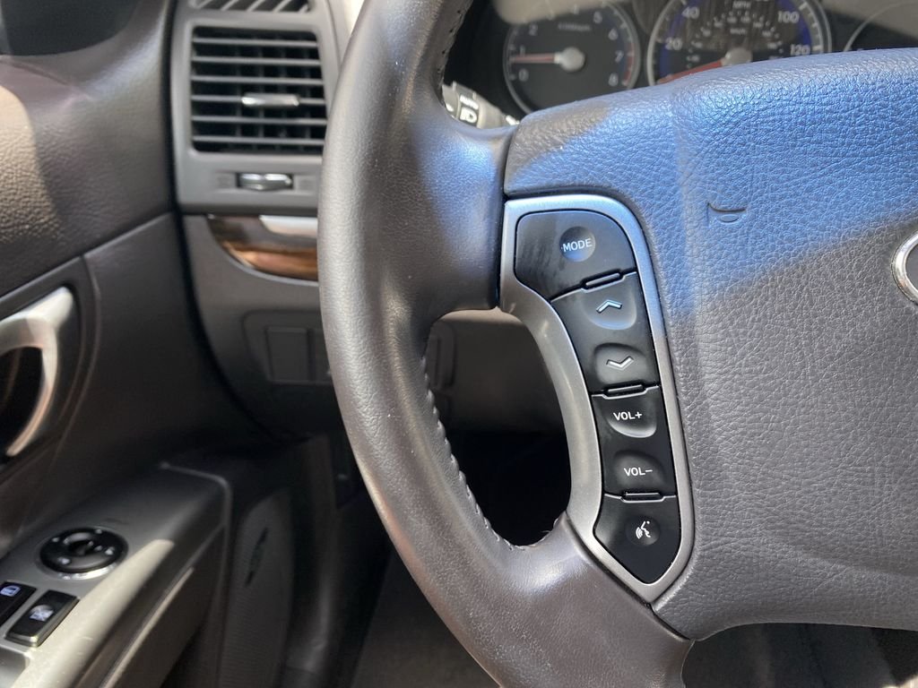 Used 2011 Gray Hyundai Limited image 20