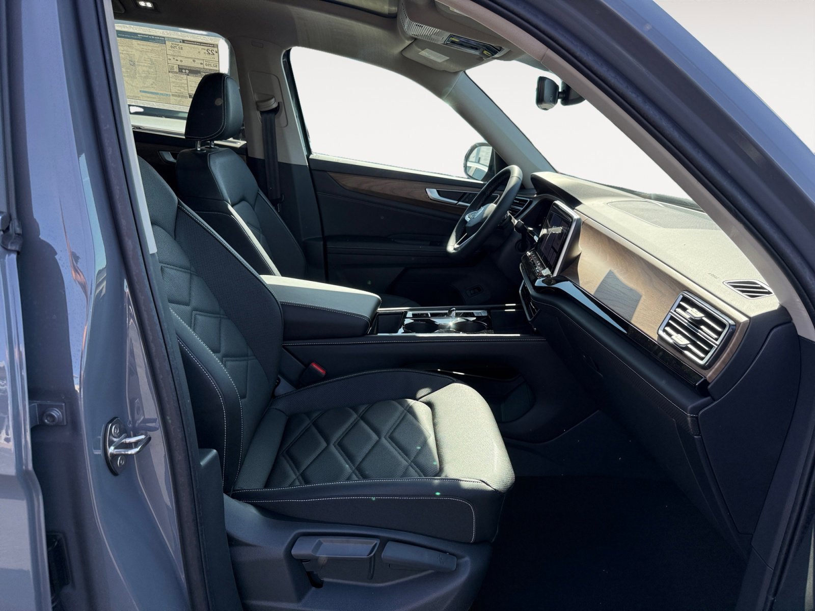 New 2026 Pure Gray Volkswagen 2.0T SE w/Technology image 19