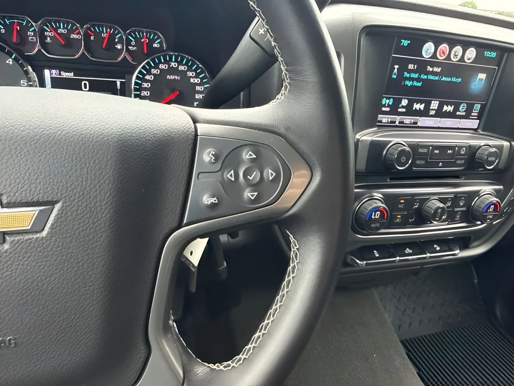 Used 2017 Gray Chevrolet LT image 15