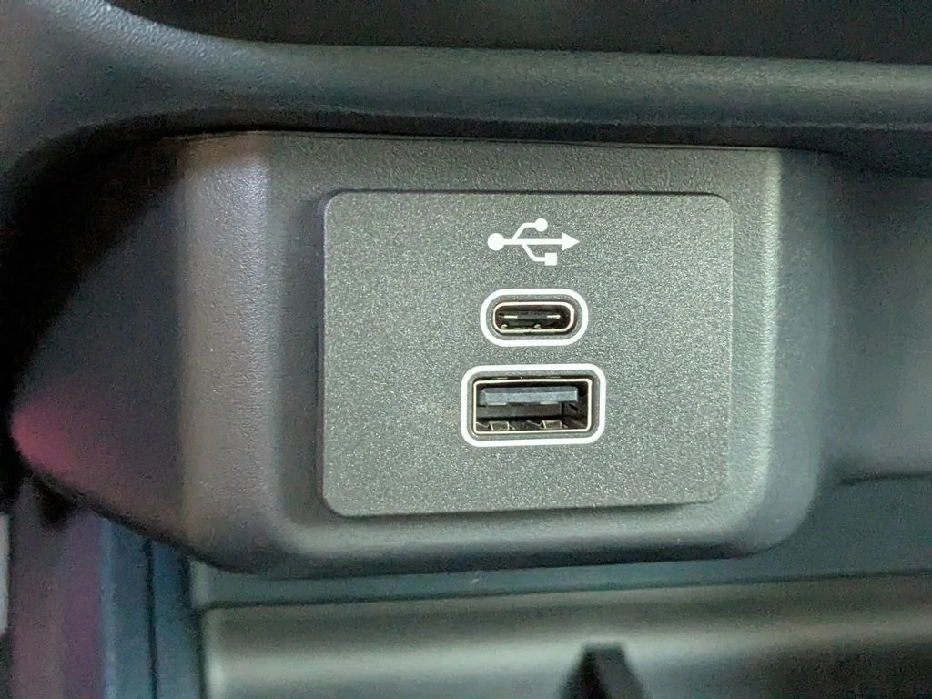 New 2025 Carbonized Gray Metallic Ford XL image 22