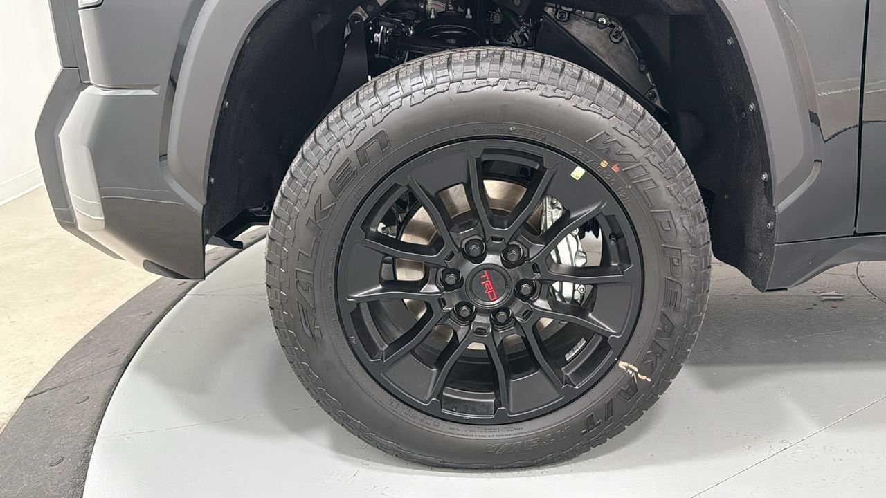 New 2026 Midnight Black Metallic Toyota  SR5 image 24