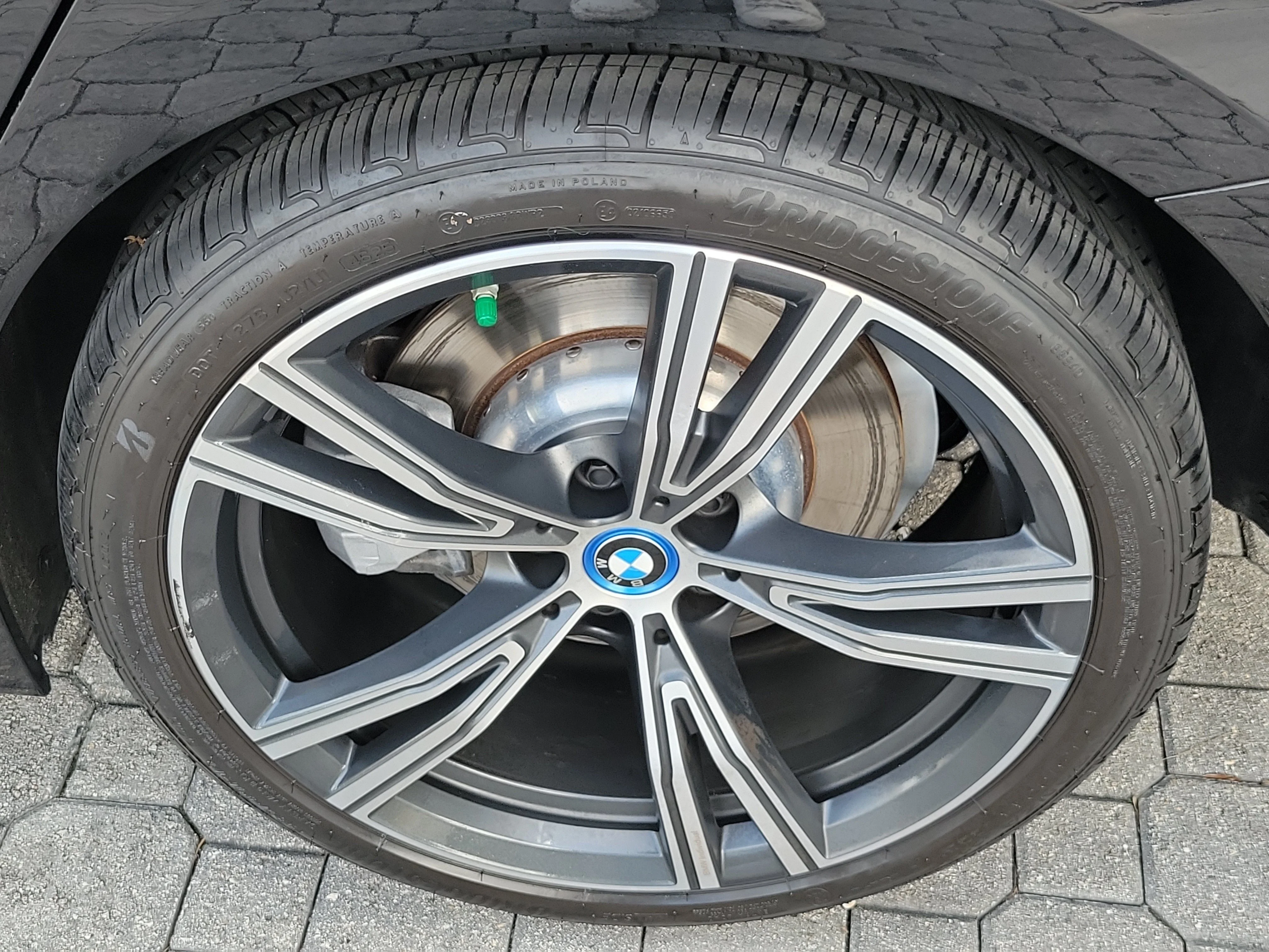 Used 2023 Jet Black BMW 330e xDrive image 7