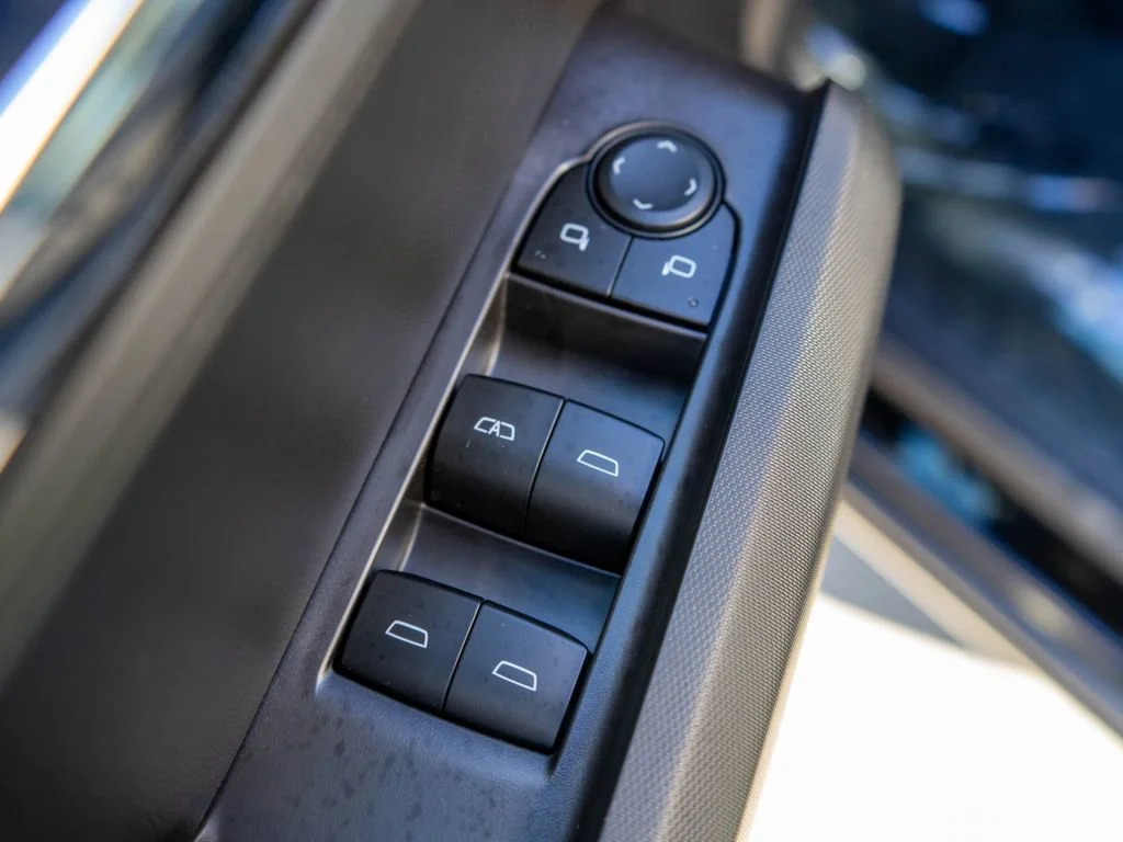 New 2026 Onyx Black GMC Elevation image 17