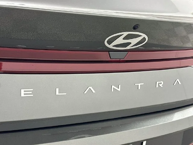 New 2026 Gray Hyundai SE image 23
