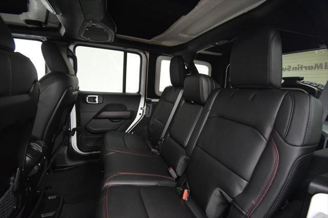 New 2026 Bright White Clearcoat Jeep Rubicon X image 39