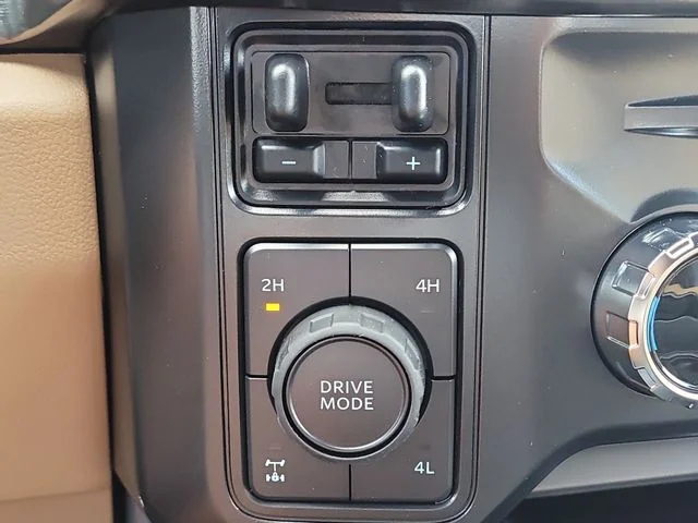 New 2026 Gray Ford Lariat image 29