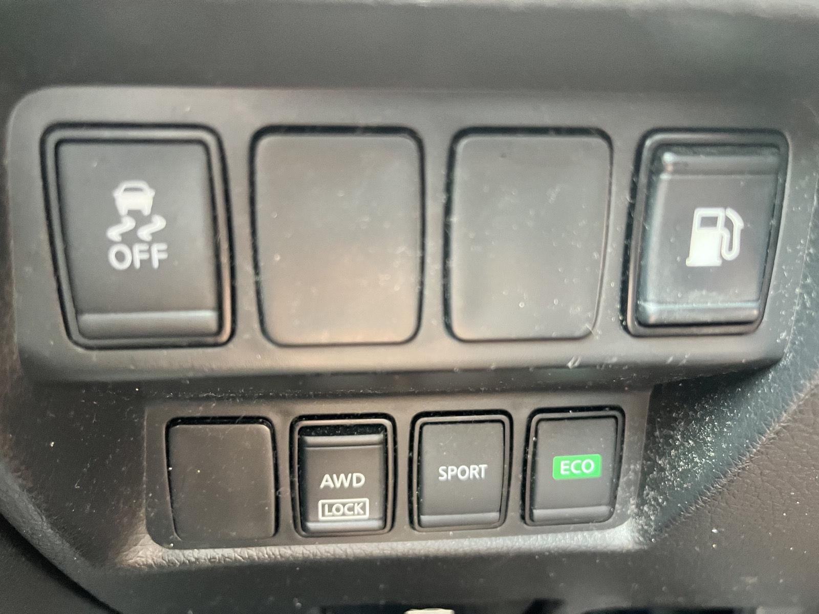 Used 2018 Gun Metallic Nissan S image 23