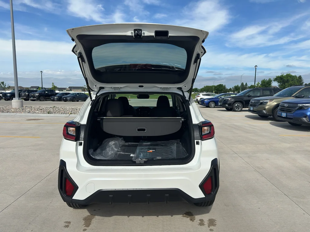 New 2026 CRYSTAL WHITE PEARL Subaru Premium image 7