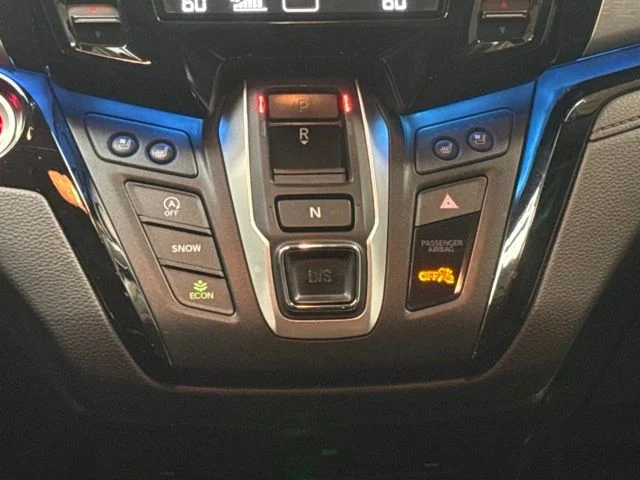 Used 2018 White Honda Elite image 21