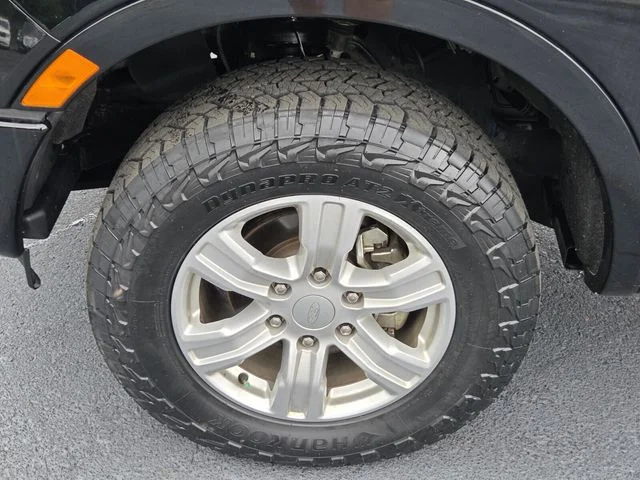 Used 2021 Black Ford XLT image 16