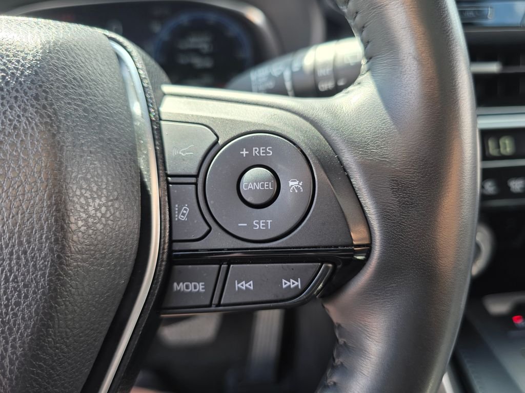 2024 Toyota Venza XLE - Photo 26
