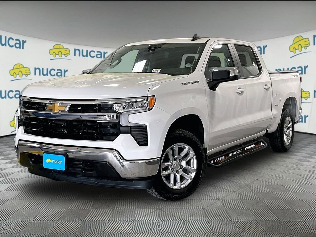 Used 2023 White Chevrolet LT image 3