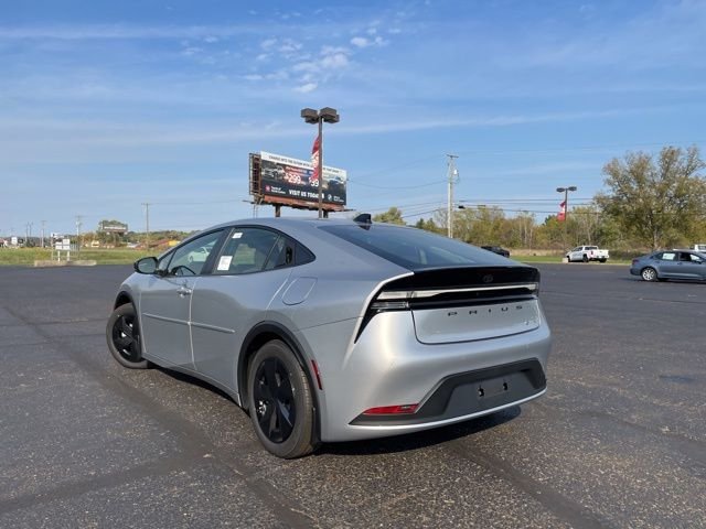 New 2026 Cutting Edge Toyota  SE image 3