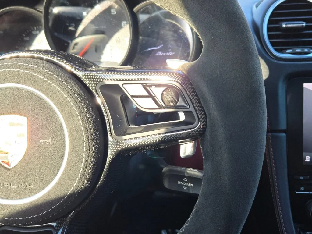Used 2018 Black Porsche Base image 25