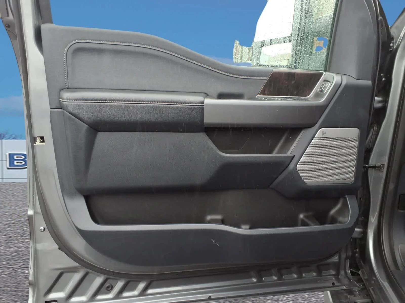 Used 2024 Carbonized Gray Ford LARIAT image 11