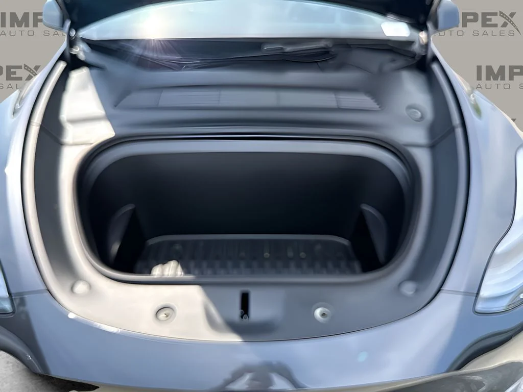 Used 2024 Gray Tesla Long Range image 4