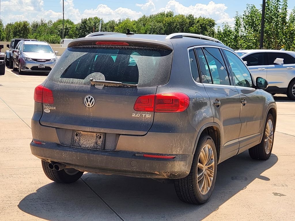 Used 2022 Deep Black Pearl Volkswagen S image 6