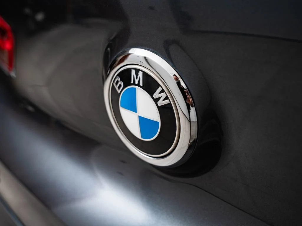 Used 2018 Mineral Gray Metallic BMW xDrive28i image 18