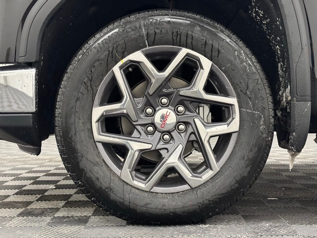 New 2026 Onyx Black GMC SLT image 15