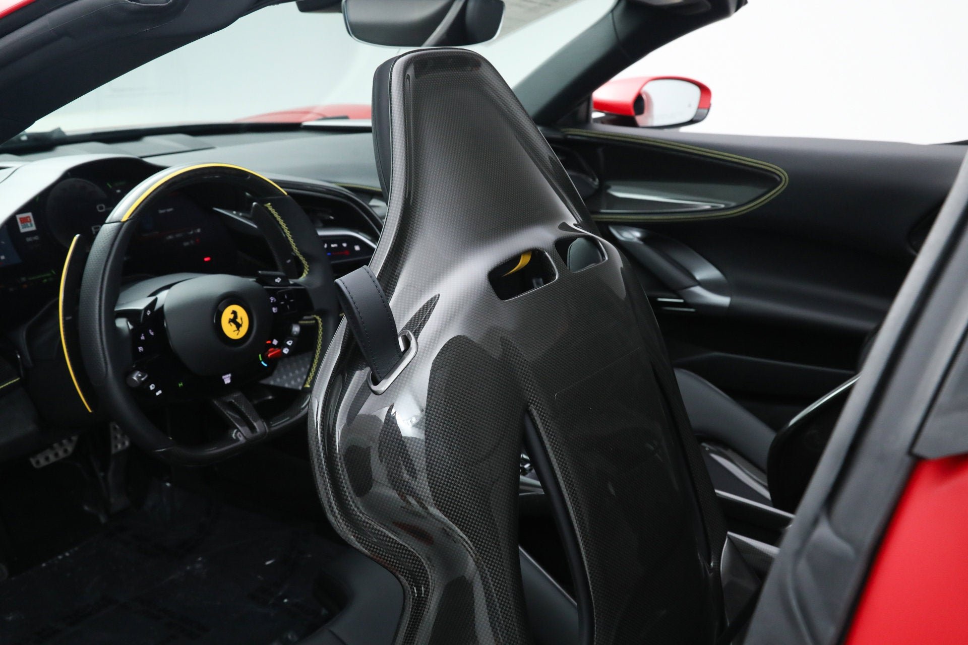 Certified Used 2024 Rosso Ferrari F1-75 Opaco Ferrari  image 29