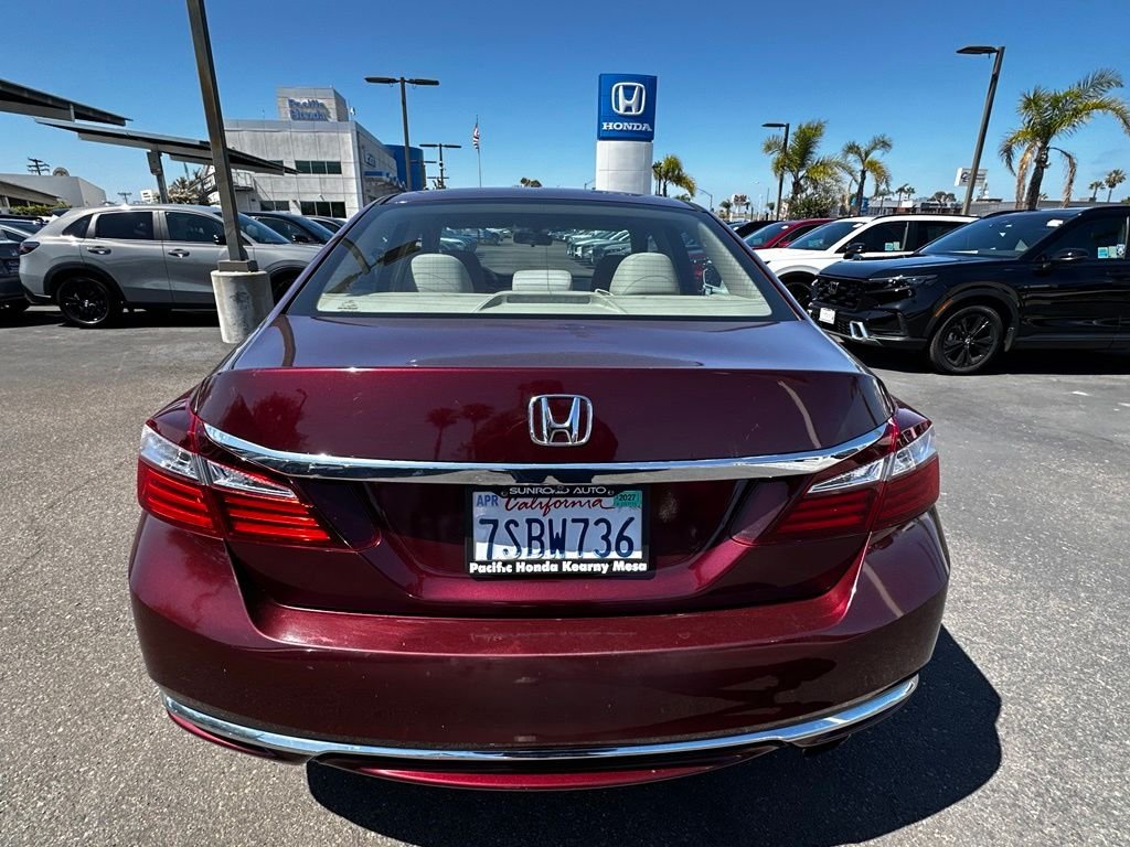 Used 2016 Basque Red Pearl II Honda LX image 7