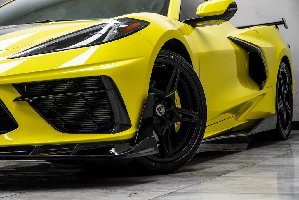 Used 2020 Yellow Chevrolet Stingray image 3