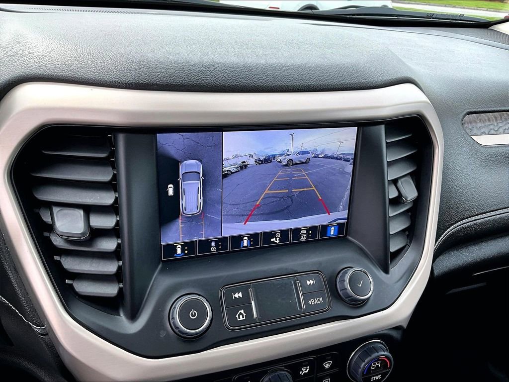 Used 2023 White Frost Tricoat GMC Denali image 19