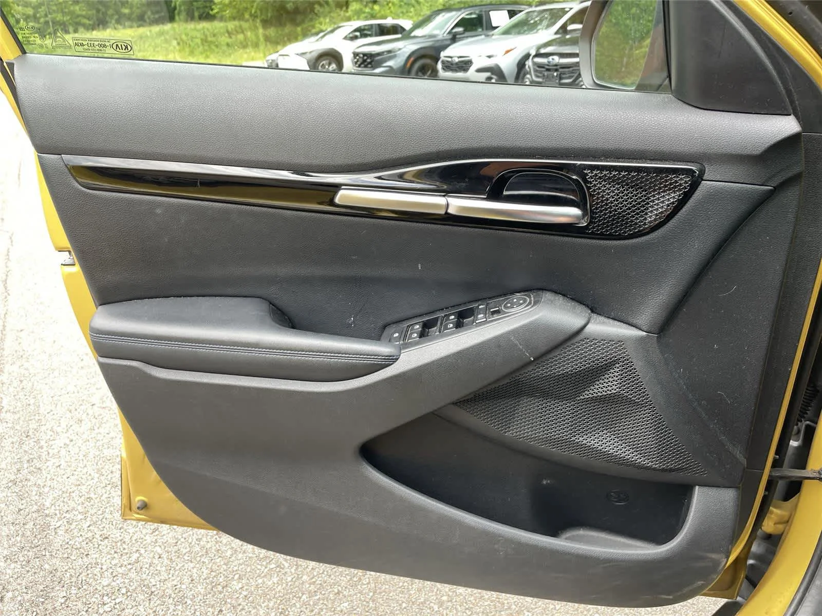 Used 2021 Starbright Yellow/Black Roof Kia S image 16