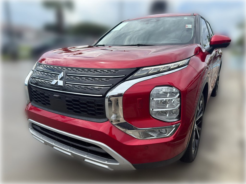 Used 2022 Red Diamond Mitsubishi SE Launch Edition image 3