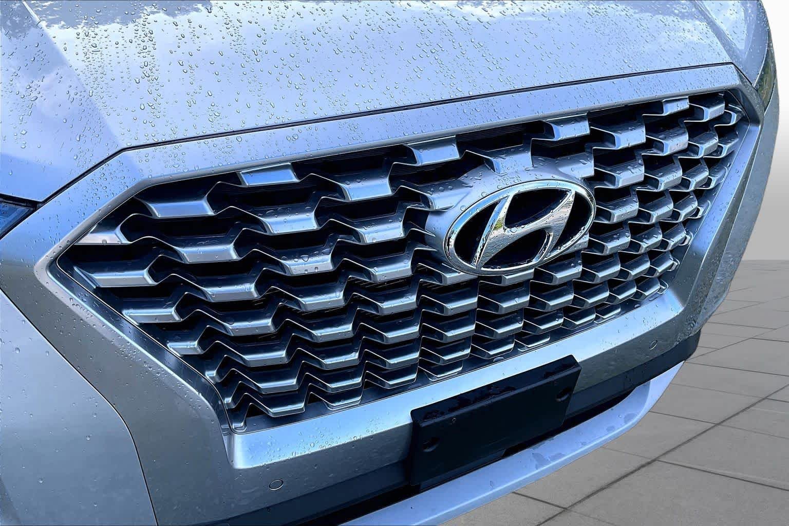 Used 2021 Typhoon Silver Hyundai SEL image 30