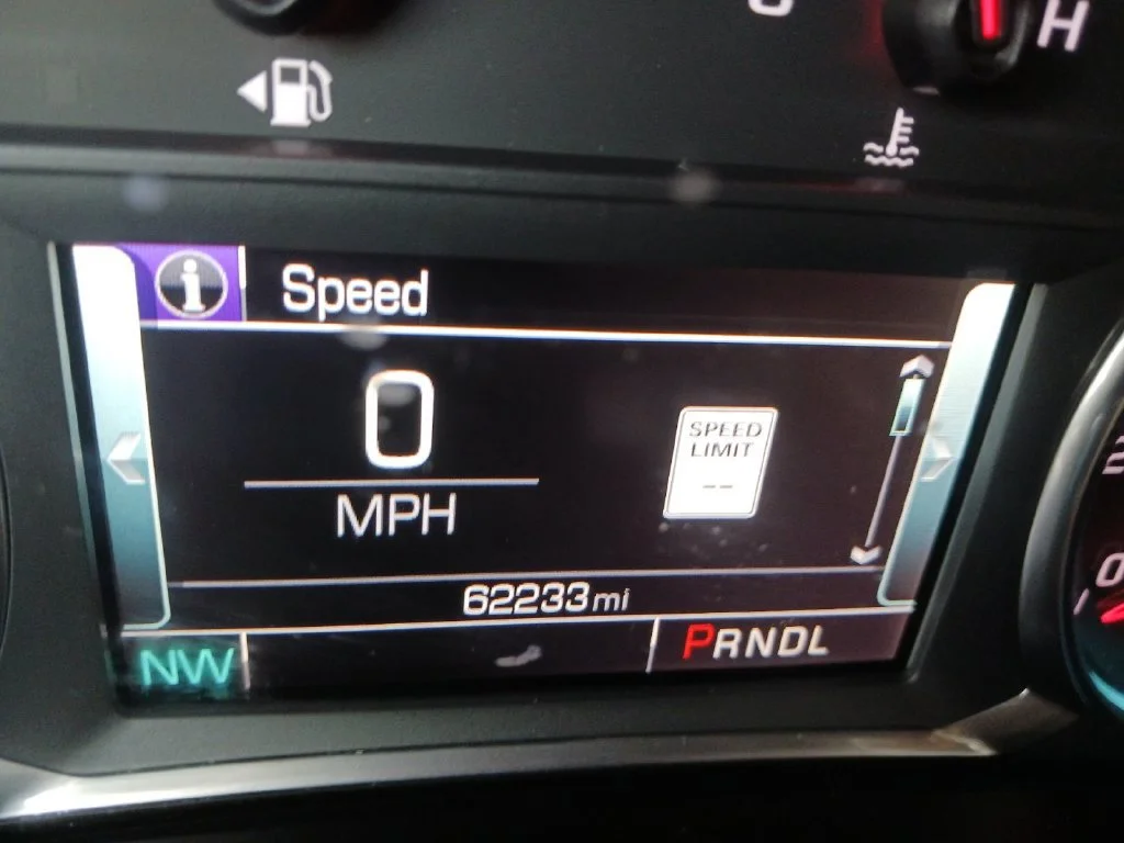 Used 2018 IRIDESCENT PEARL TRICOAT Chevrolet Premier image 19