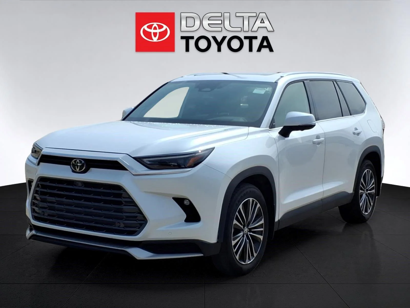 Used 2026 Wind Chill Pearl Toyota MAX Platinum image 1