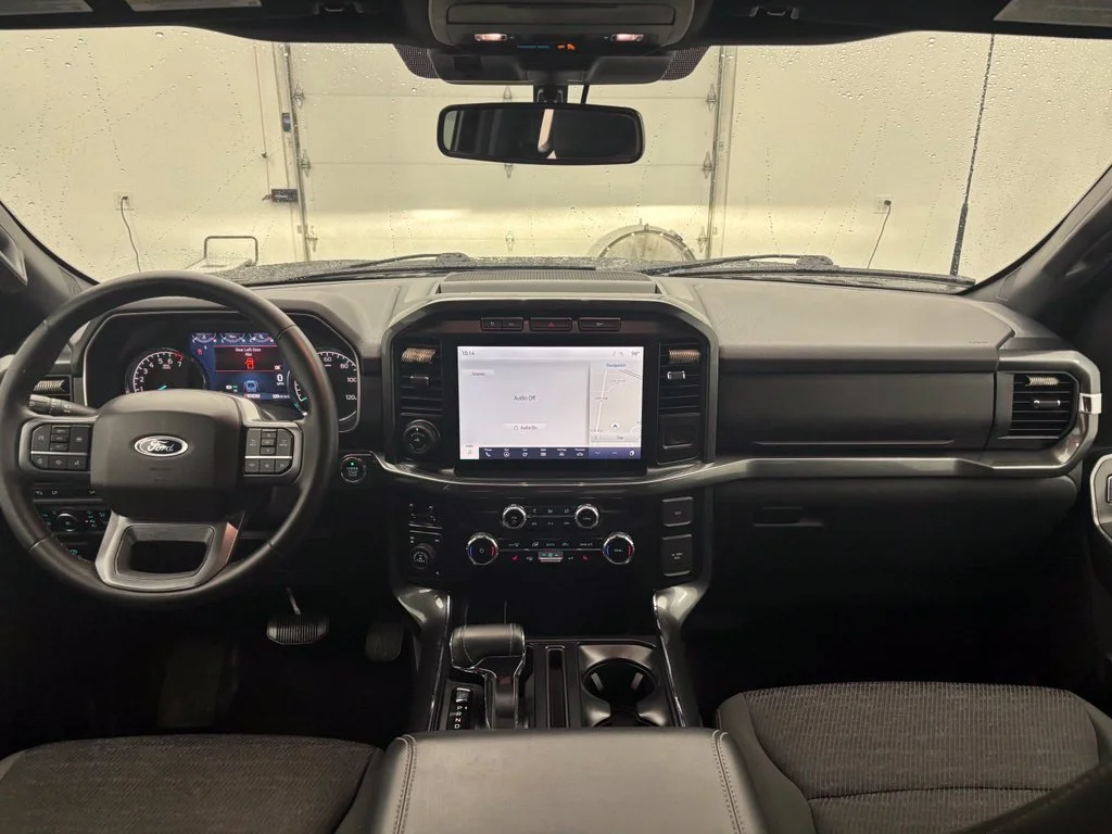 Used 2023 Black Ford XLT image 4