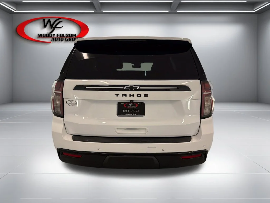 Used 2023 White Chevrolet Z71 image 7