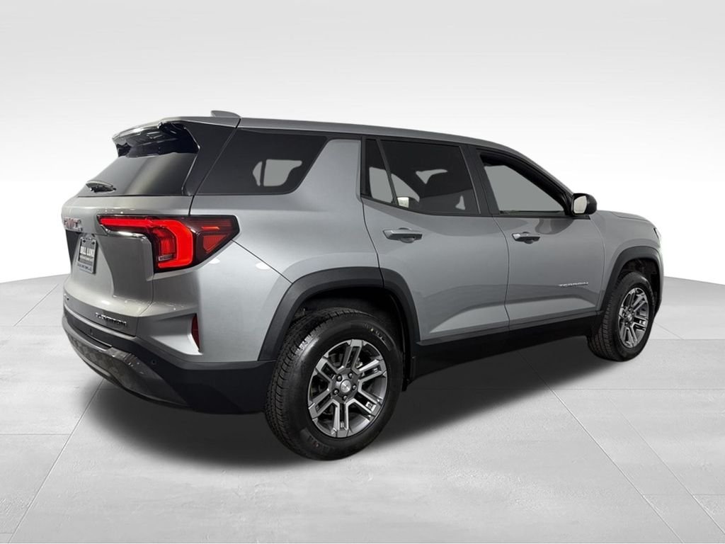 Used 2025 Sterling Metallic GMC Elevation image 6