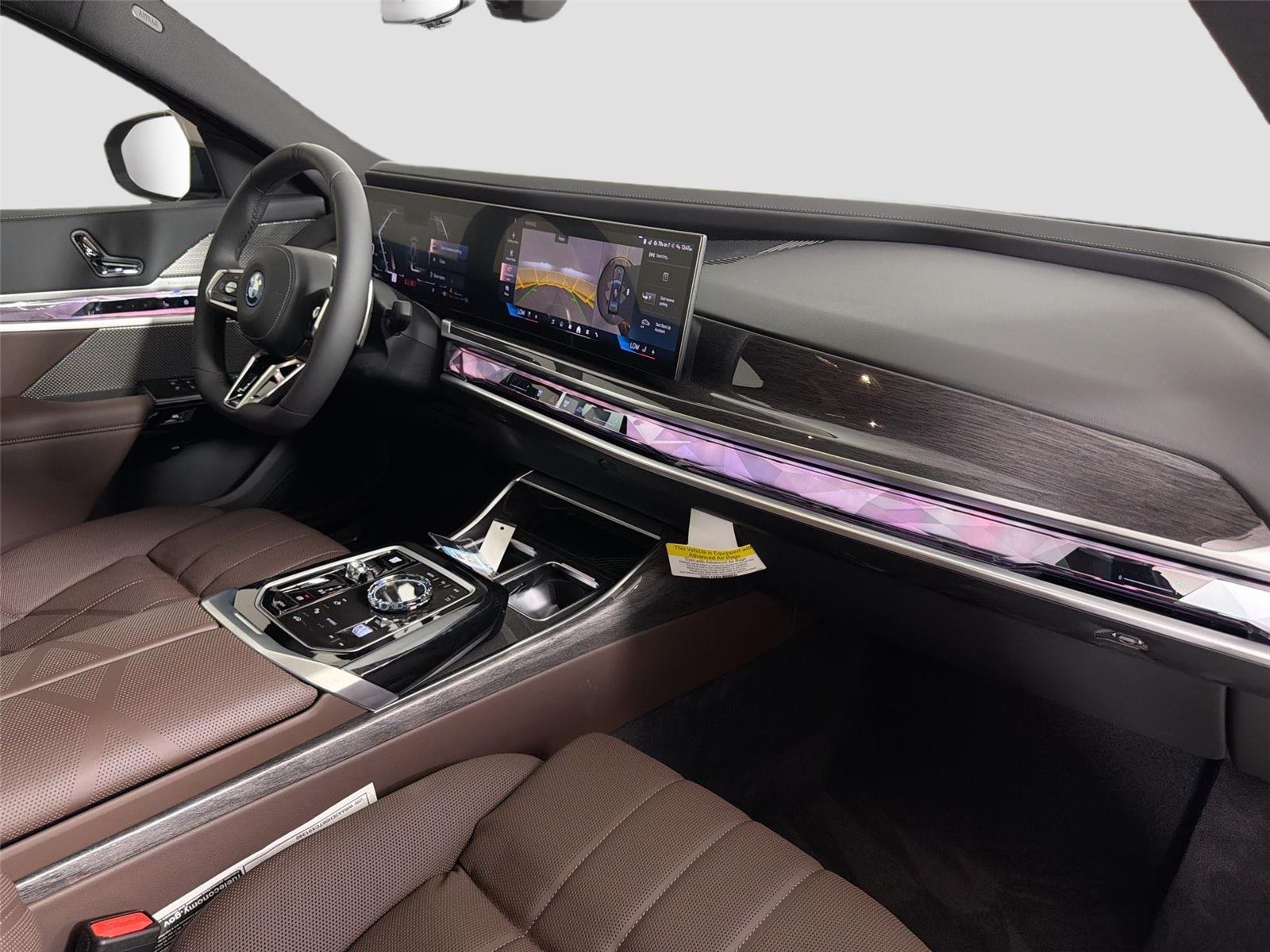 New 2026 Oxide Grey Metallic BMW 750e xDrive image 24