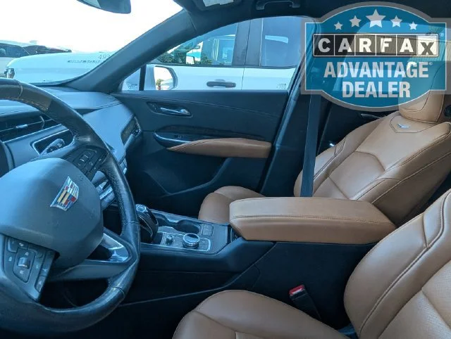 Used 2019 CRYSTAL WHITE TRICOAT Cadillac FWD Premium Luxury image 12