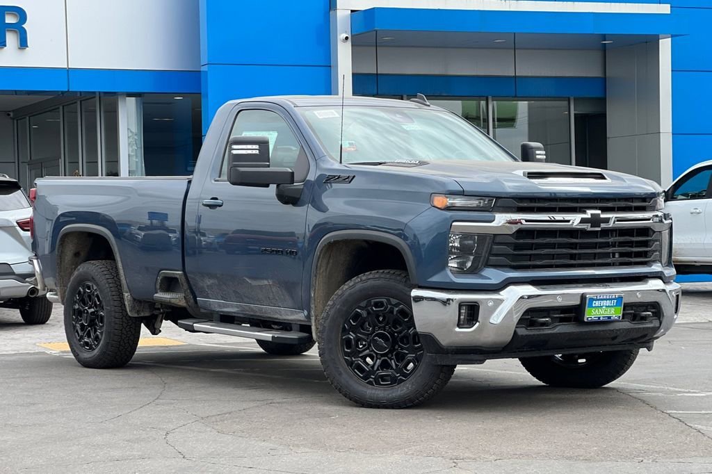 2025 Chevrolet Silverado 2500 HD LT - Photo 3