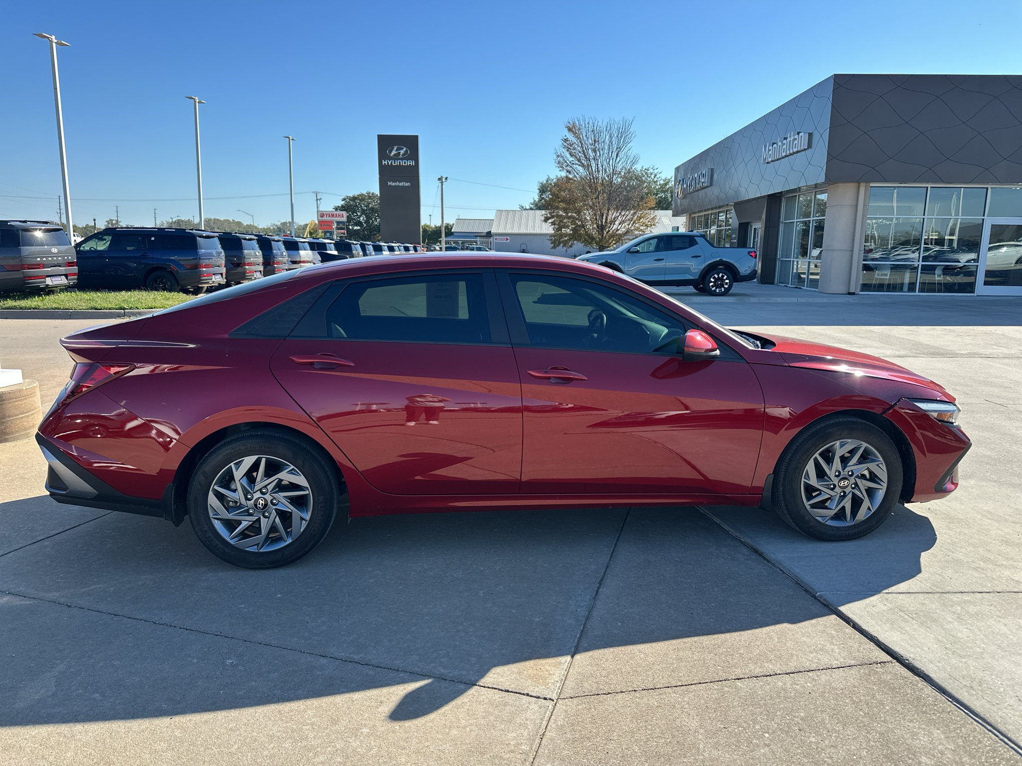 Used 2024 Ultimate Red Hyundai SEL image 12