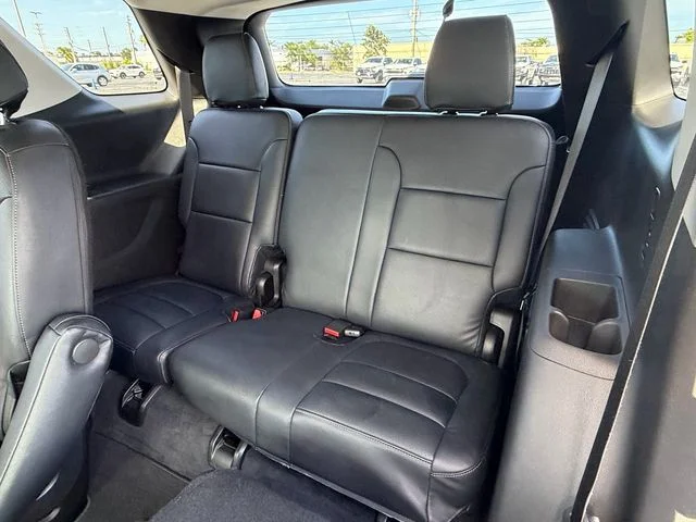 Used 2021 Black Chevrolet LT image 12